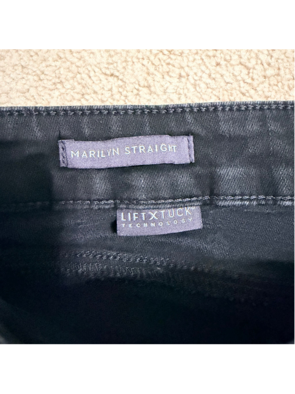 NYDJ Black Marilyn Straight Leg Jeans Women's Size 8 Lift Tuck Technology - Picture 4 of 12